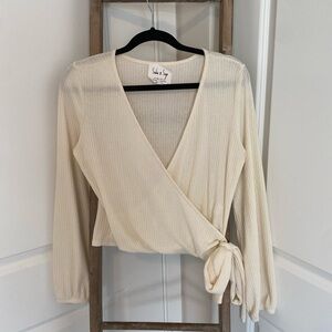 NWOT - Sadie & Sage Wrap Long Sleeve Knit Top - Size Large